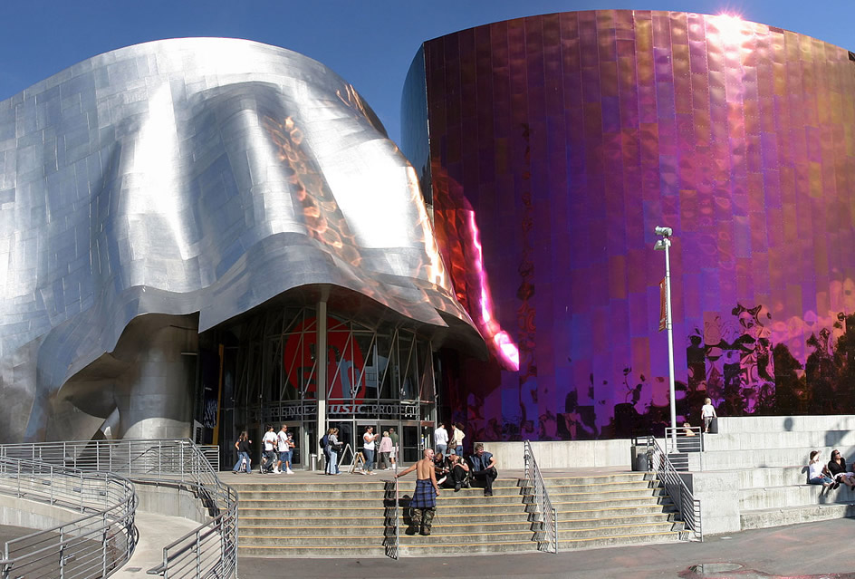 Unleashing Creativity: A Journey Through Seattle's Museum of Pop Culture (MoPOP)